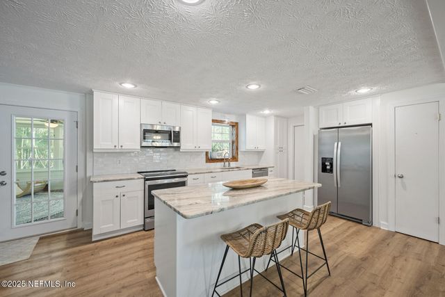 2504 LIBERTY Lane, Jacksonville Beach, FL 32250