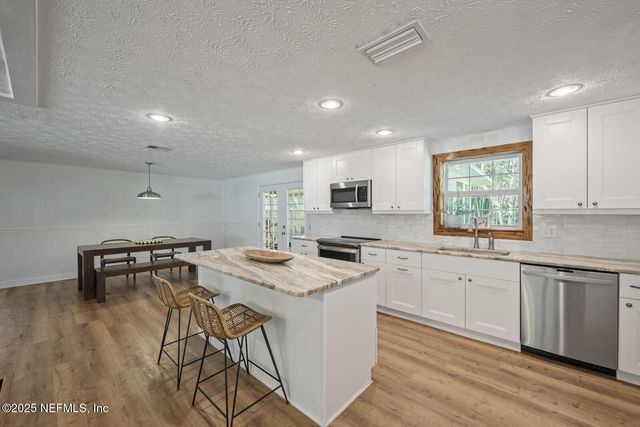 2504 LIBERTY Lane, Jacksonville Beach, FL 32250