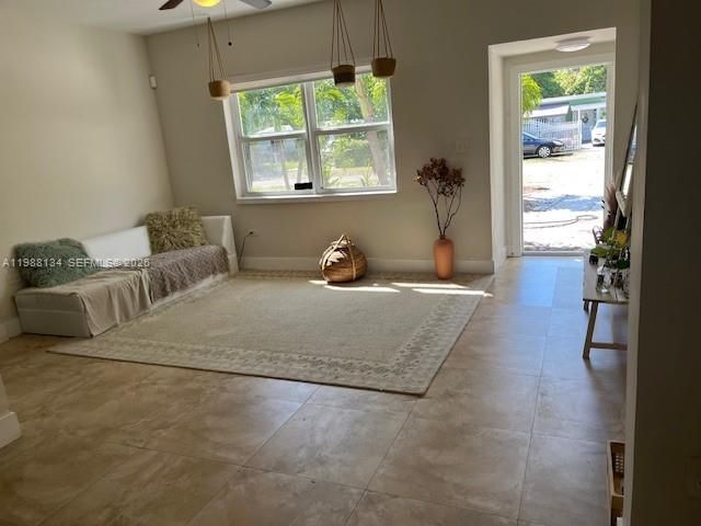 175 NW 121st St, North Miami, FL 33168