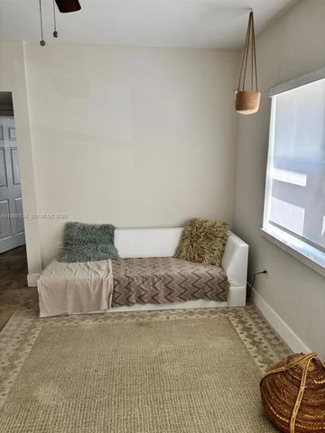 175 NW 121st St, North Miami, FL 33168