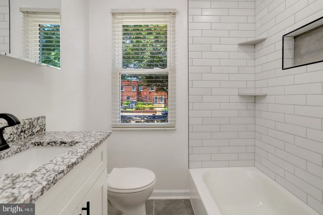 2935 LANDOVER ST, Alexandria, VA 22305