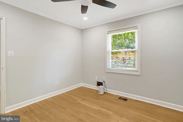 2935 LANDOVER ST, Alexandria, VA 22305