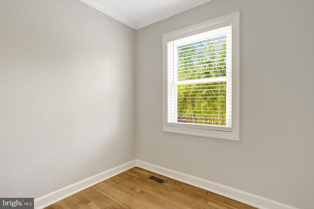 2935 LANDOVER ST, Alexandria, VA 22305