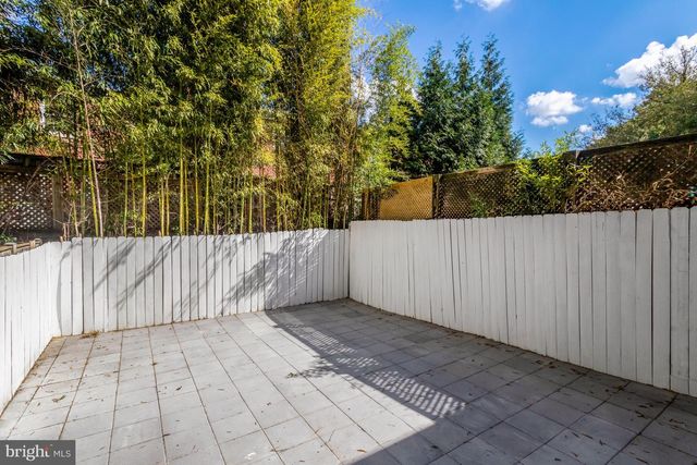 2935 LANDOVER ST, Alexandria, VA 22305