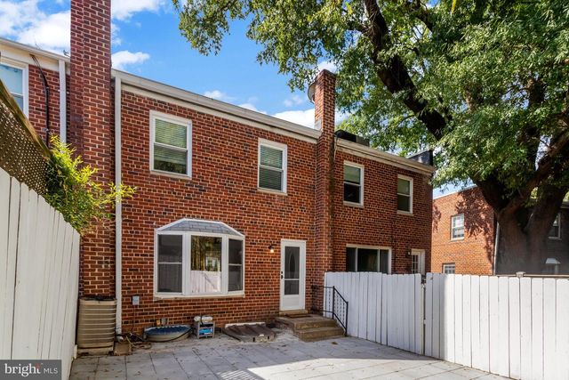 2935 LANDOVER ST, Alexandria, VA 22305