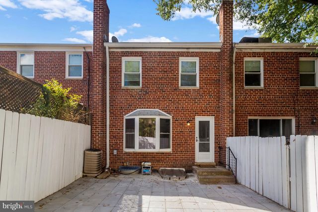 2935 LANDOVER ST, Alexandria, VA 22305