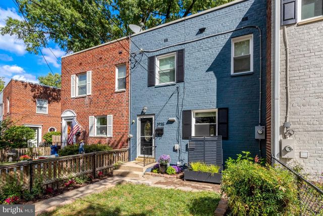 2935 LANDOVER ST, Alexandria, VA 22305