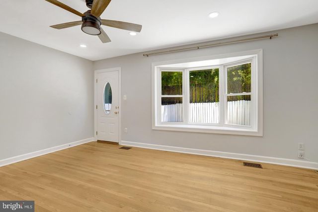 2935 LANDOVER ST, Alexandria, VA 22305