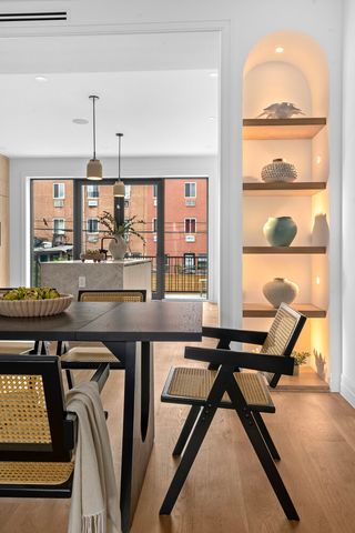 12 PILLING Street, New York City, NY 11207