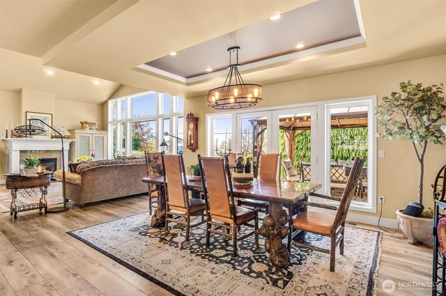 932 9th Avenue N, Edmonds, WA 98020
