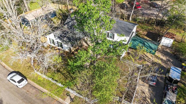 3000 Joy Dr, Kilgore, TX 75662