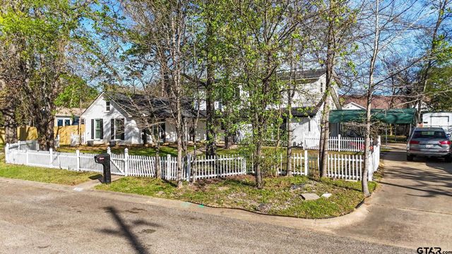 3000 Joy Dr, Kilgore, TX 75662