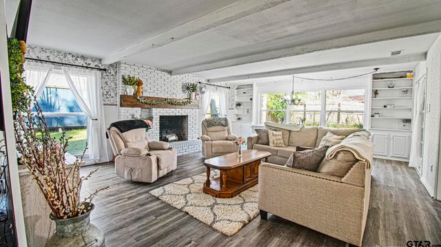 3000 Joy Dr, Kilgore, TX 75662