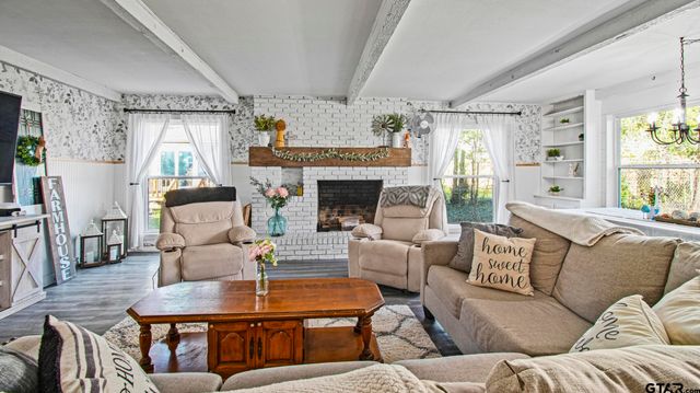 3000 Joy Dr, Kilgore, TX 75662