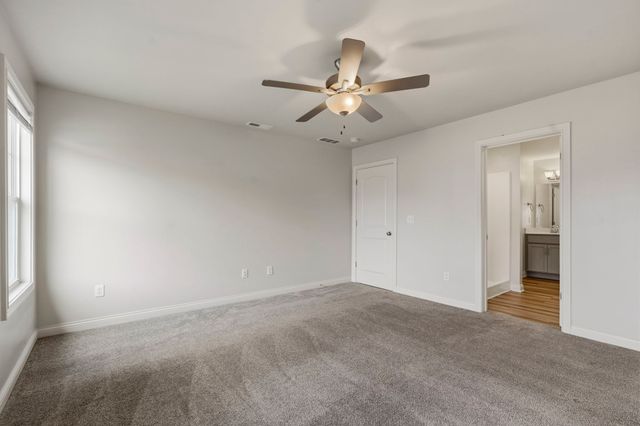 7191 Seagraves Ct, Bowling Green, KY 42101