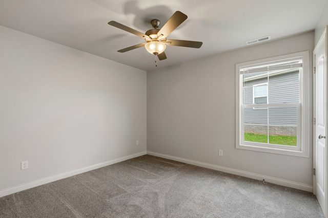 7191 Seagraves Ct, Bowling Green, KY 42101