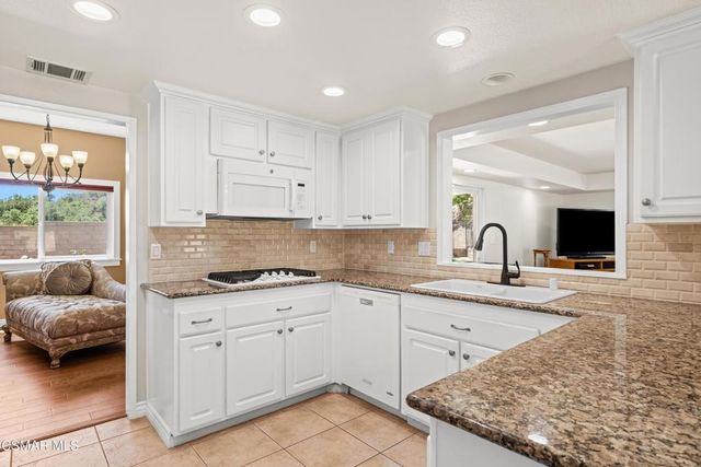 27540 Freetown Lane, Agoura Hills, CA 91301