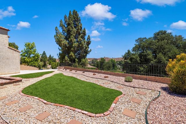 27540 Freetown Lane, Agoura Hills, CA 91301