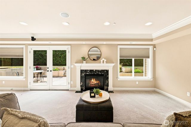9671 Evergreen Drive, Bellevue, WA 98004