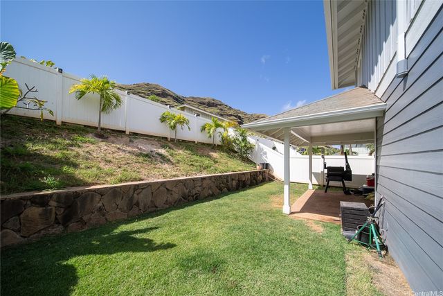87-1041 Huamoa Street, Waianae, HI 96792