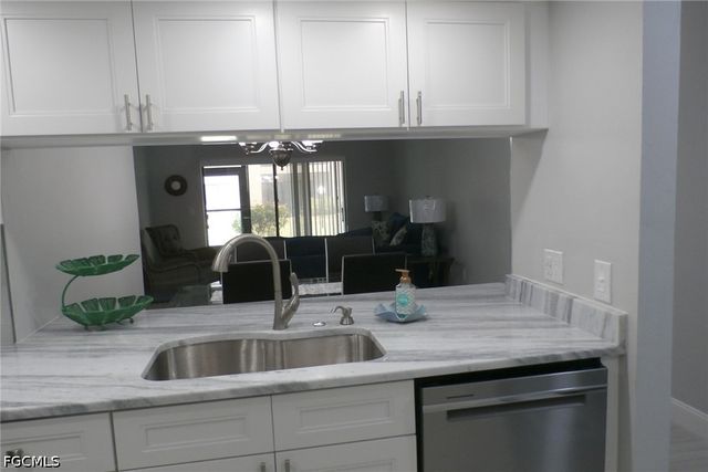11110 Caravel CIR 101, Fort Myers, FL 33908