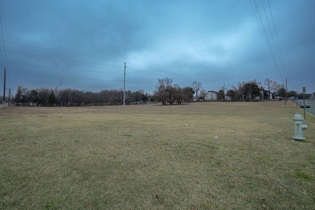 5220 Duck Creek Drive, Garland, TX 75043