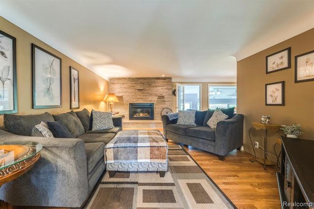 3560 North Road, Clyde, MI 48049
