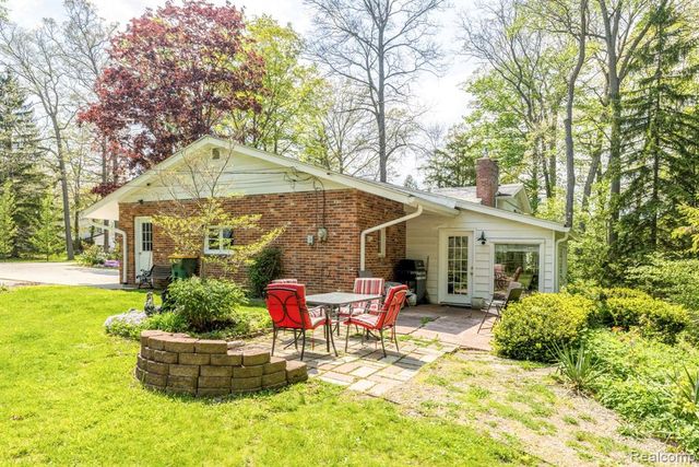 3560 North Road, Clyde, MI 48049