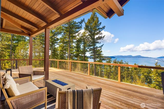 707 NW Thatcher Pass Road, Decatur Island, WA 98221