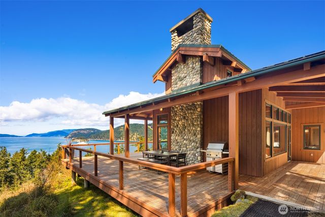 707 NW Thatcher Pass Road, Decatur Island, WA 98221