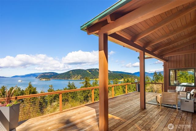 707 NW Thatcher Pass Road, Decatur Island, WA 98221