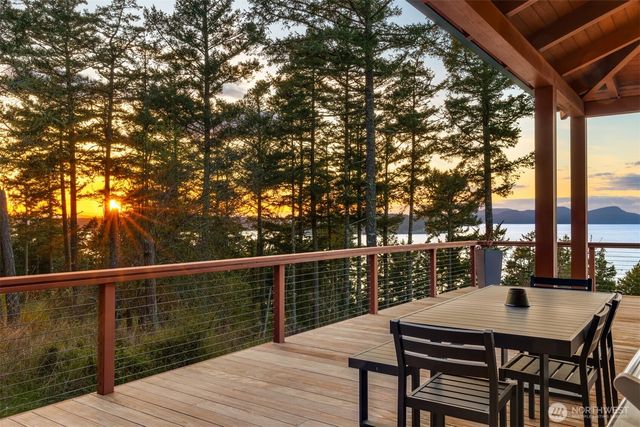 707 NW Thatcher Pass Road, Decatur Island, WA 98221