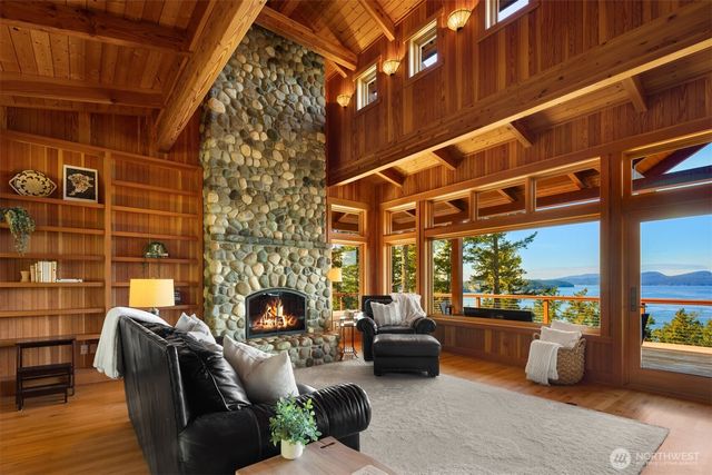 707 NW Thatcher Pass Road, Decatur Island, WA 98221