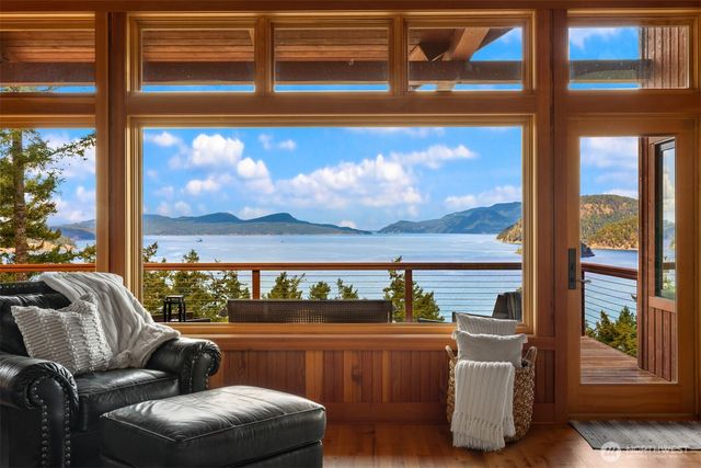 707 NW Thatcher Pass Road, Decatur Island, WA 98221
