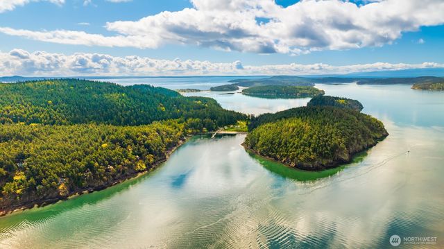 707 NW Thatcher Pass Road, Decatur Island, WA 98221
