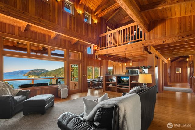 707 NW Thatcher Pass Road, Decatur Island, WA 98221