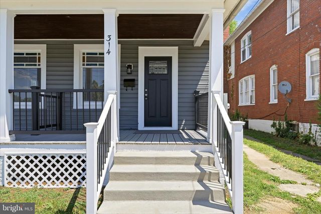 314 E PICCADILLY ST, Winchester, VA 22601