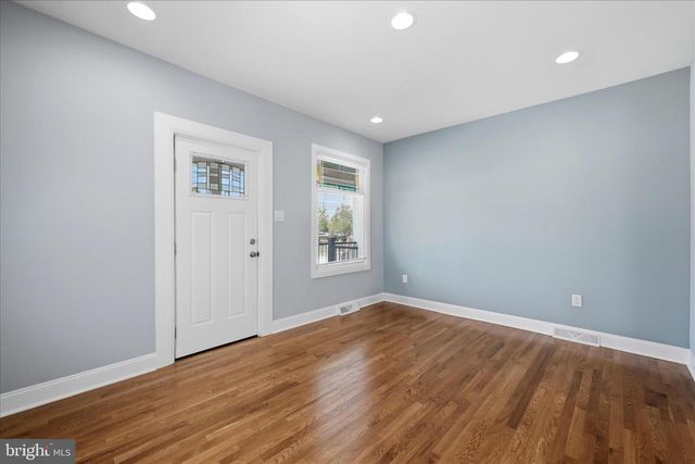 314 E PICCADILLY ST, Winchester, VA 22601