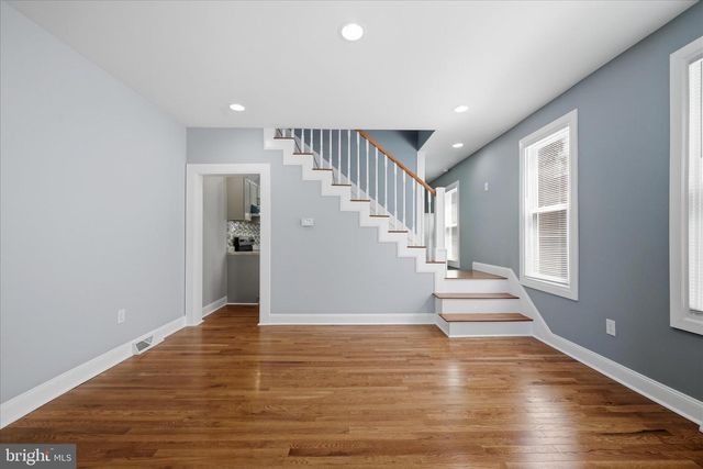 314 E PICCADILLY ST, Winchester, VA 22601