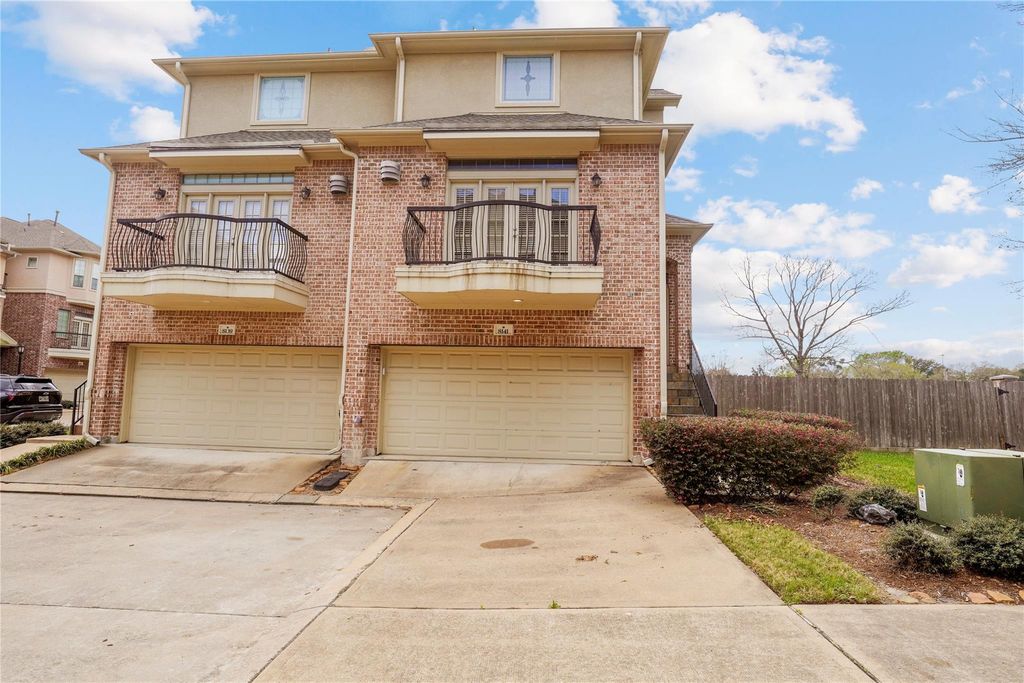 8141 Stoneyway Drive, Houston, TX 77040