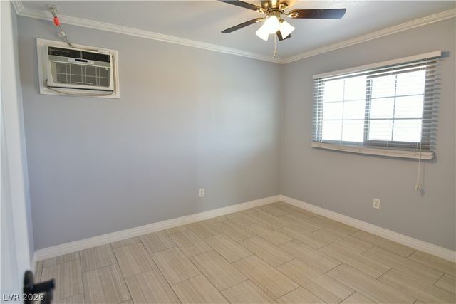 1003 East Clark Avenue 4, Las Vegas, NV 89101