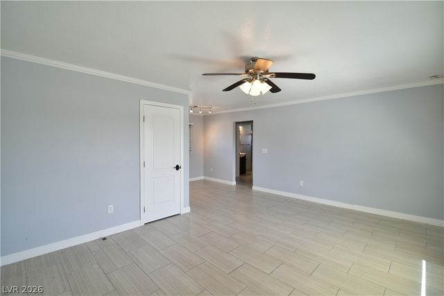 1003 East Clark Avenue 4, Las Vegas, NV 89101