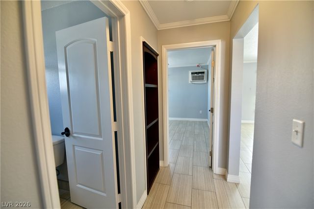 1003 East Clark Avenue 4, Las Vegas, NV 89101