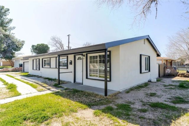 44961 5th Street East, Lancaster, CA 93535