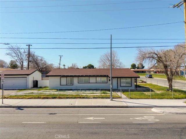 44961 5th Street East, Lancaster, CA 93535
