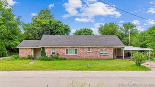 300 W 1st Avenue, Bristow, OK 74010