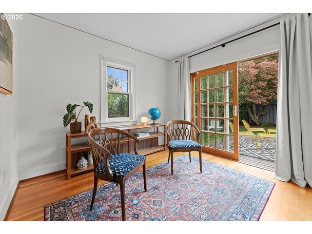 7916 N EMERALD Ave, Portland, OR 97217