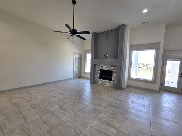 11701 NW 102nd Street, Yukon, OK 73099