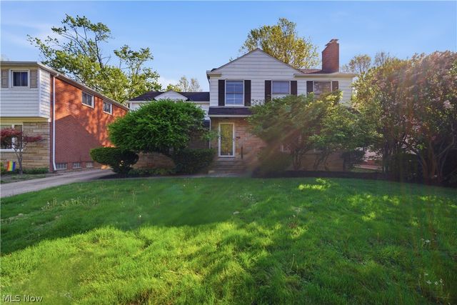 4101 Washington Boulevard, University Heights, OH 44118