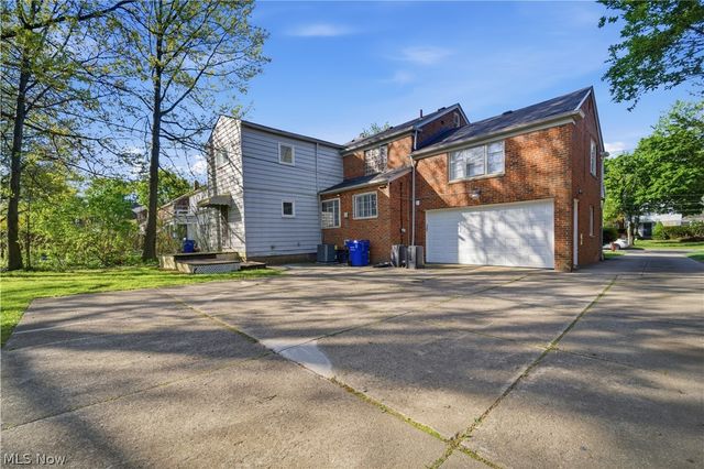 4101 Washington Boulevard, University Heights, OH 44118
